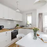 Shortstaypoland Gornoslaska B78 Varšava